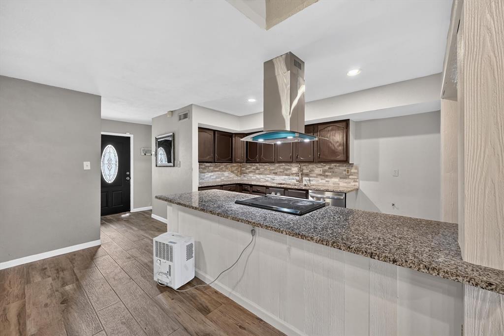 704 Levelland Drive