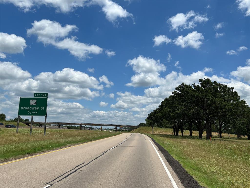28acres W Interstate 30 Road