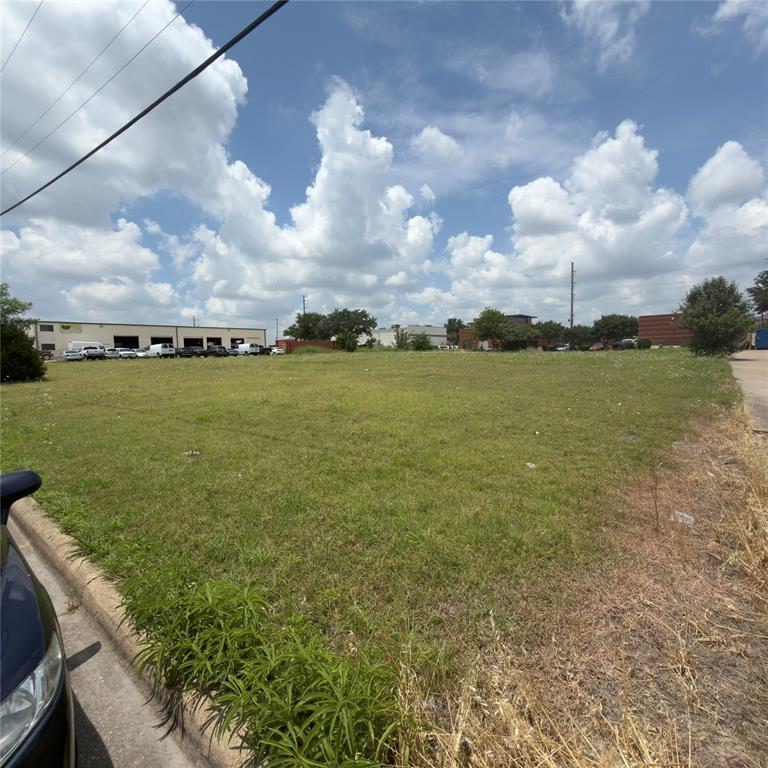 3905 Industrial Street