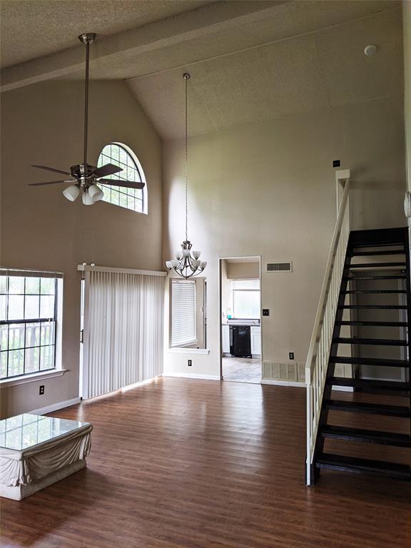 Parkway Village 02 - Residential