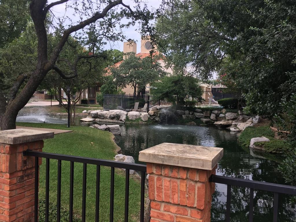 Parkway Village 02 - Residential