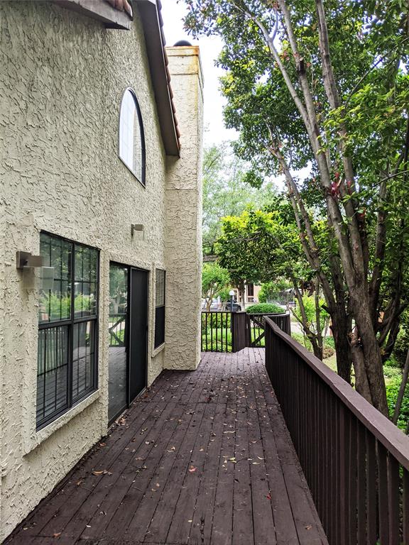 Parkway Village 02 - Residential