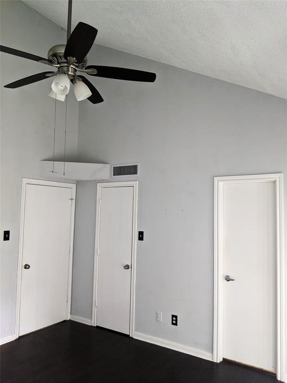 Parkway Village 02 - Residential