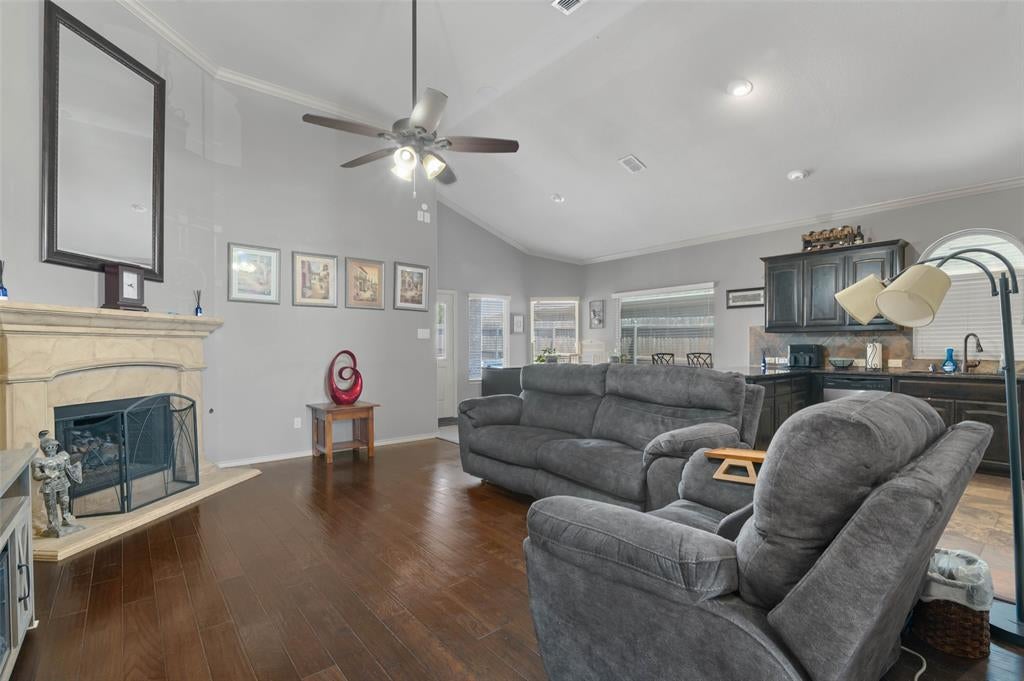 5813 Longmont Drive