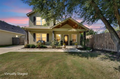 419 Coleman Street Waxahachie TX 75165