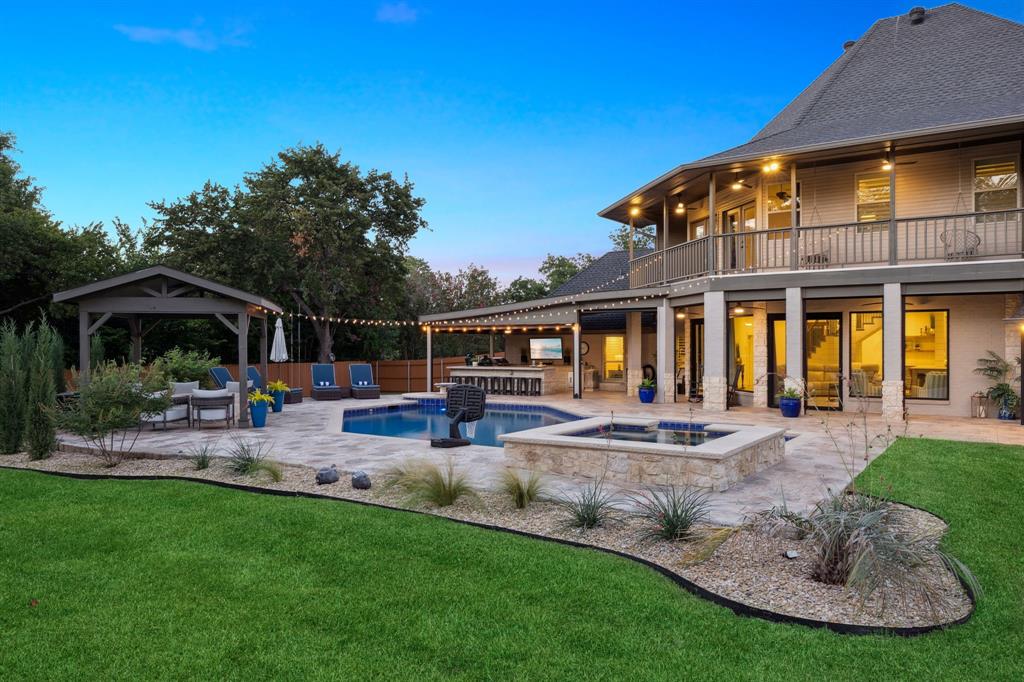 1384 Lakeview Drive