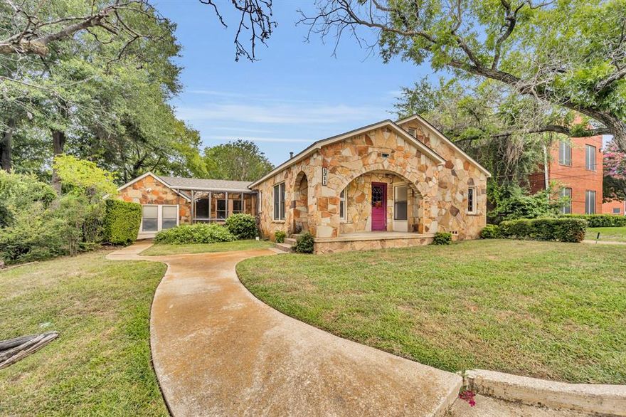 Two well-maintained single-story office buildings offered together, totaling approximately 4,098 SF, providing a versatile and functional workspace opportunity in a prime Arlington location. Situated on W Abram Street with excellent visibility and just south of I-30, the property offers convenient access to major highways, Downtown Arlington, the courthouse, and UTA.

The combined spaces feature a flexible layout ideal for a variety of professional uses including legal, medical, real estate, accounting, or administrative offices. Interiors include a welcoming reception area, private offices, conference space, break areas, and beautifully refinished maple wood flooring, blending modern updates with original character.

Positioned in a peaceful yet accessible setting, the property offers both front-entry and rear surface parking, creating ease for clients and staff alike. This is an excellent opportunity for an owner-user or investor seeking a well-located, low-maintenance office environment with strong functionality and curb appeal.