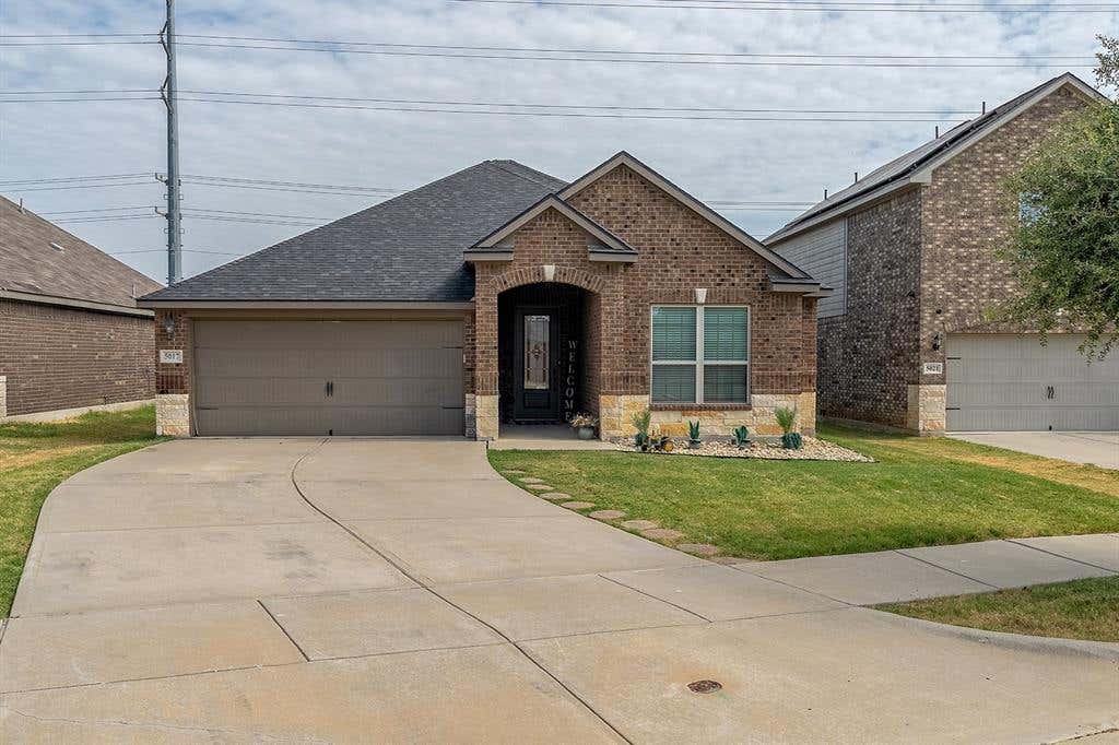 Photo of 5017 Beaver Creek Avenue, Denton, TX 76207 (MLS # 21342022)
