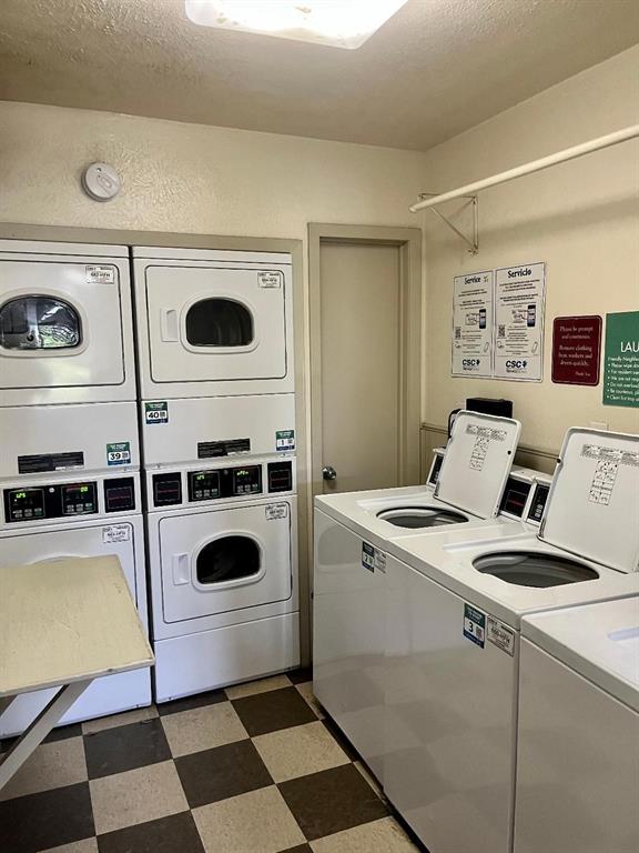 River Oaks Condos - Residential