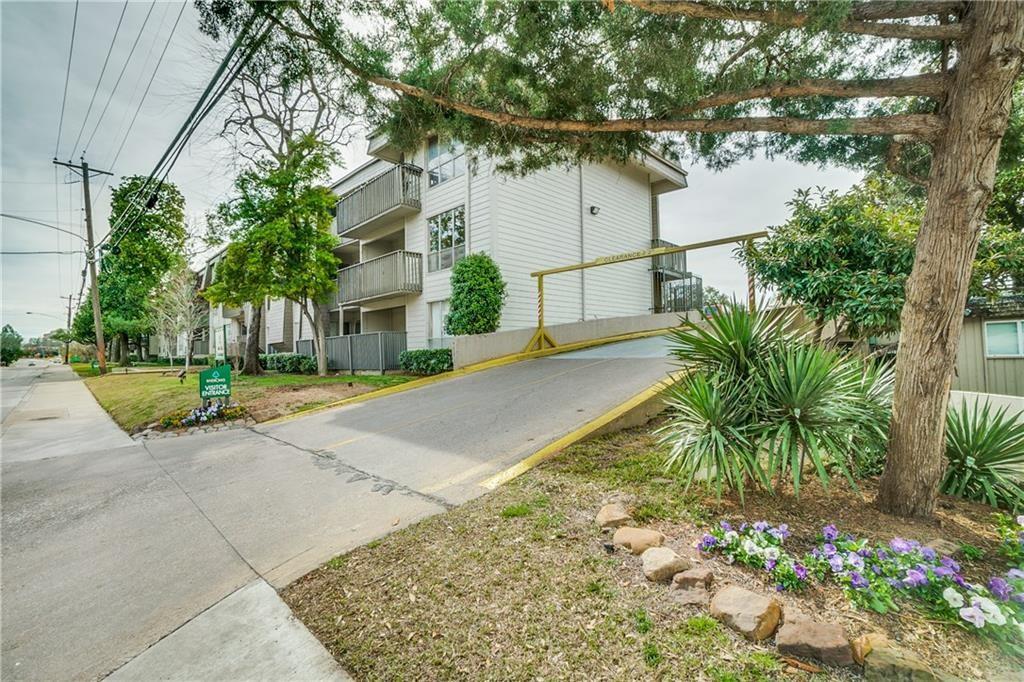 River Oaks Condos - Residential