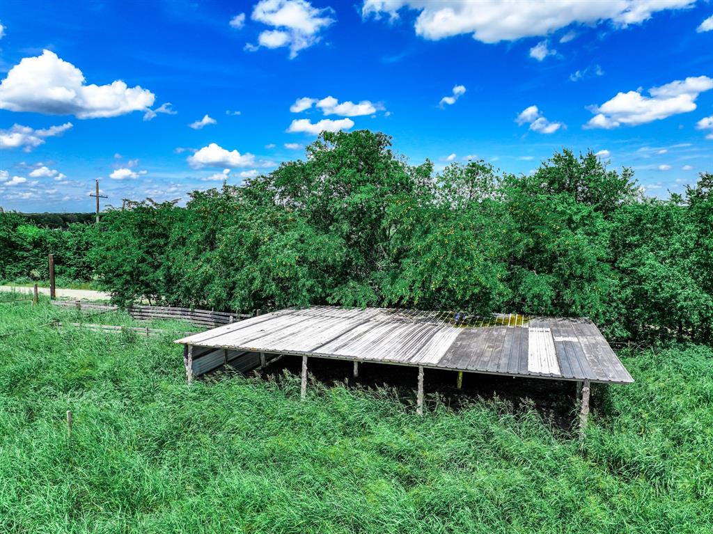 Juliet Porter Surv Abs 819 - Commercial Sale