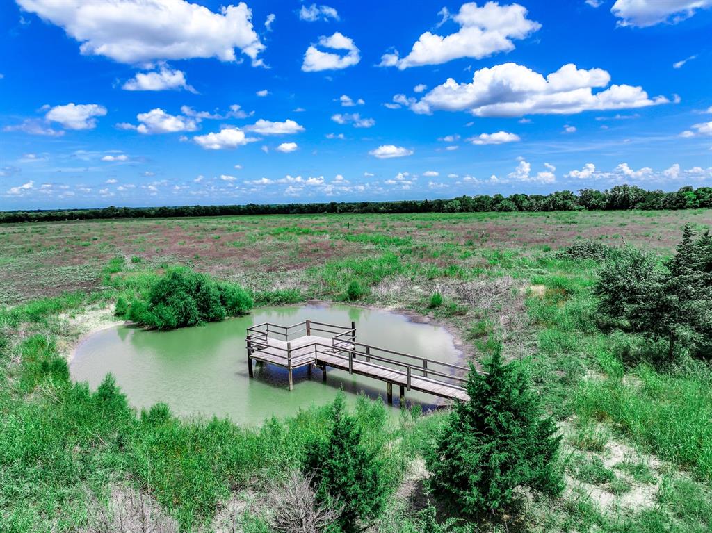 Juliet Porter Surv Abs 819 - Commercial Sale