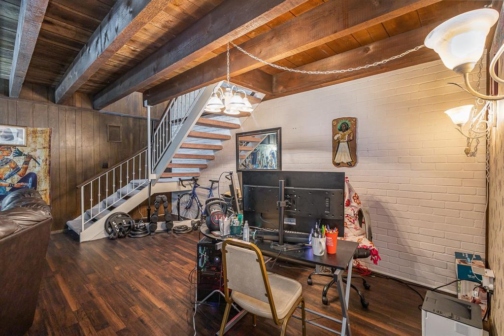 Ambassador Square One - Residential