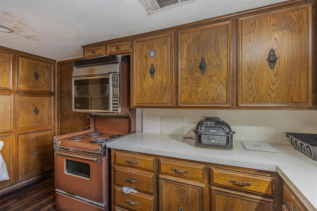 Ambassador Square One - Residential