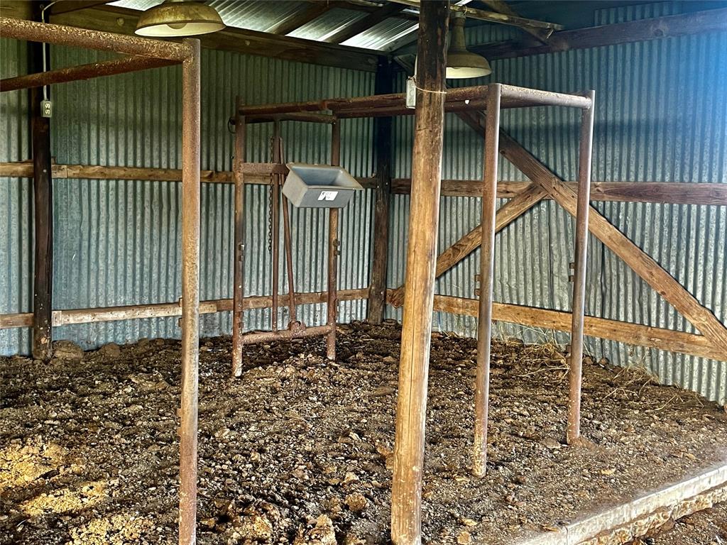 A01036 - YBARBO, ALEXANDER A. - Land