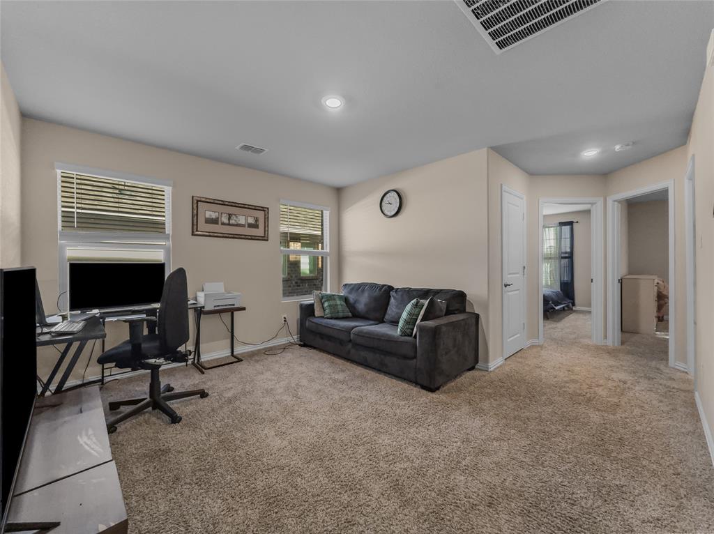 ASHFORD PARK PHASE 1 - Residential Lease