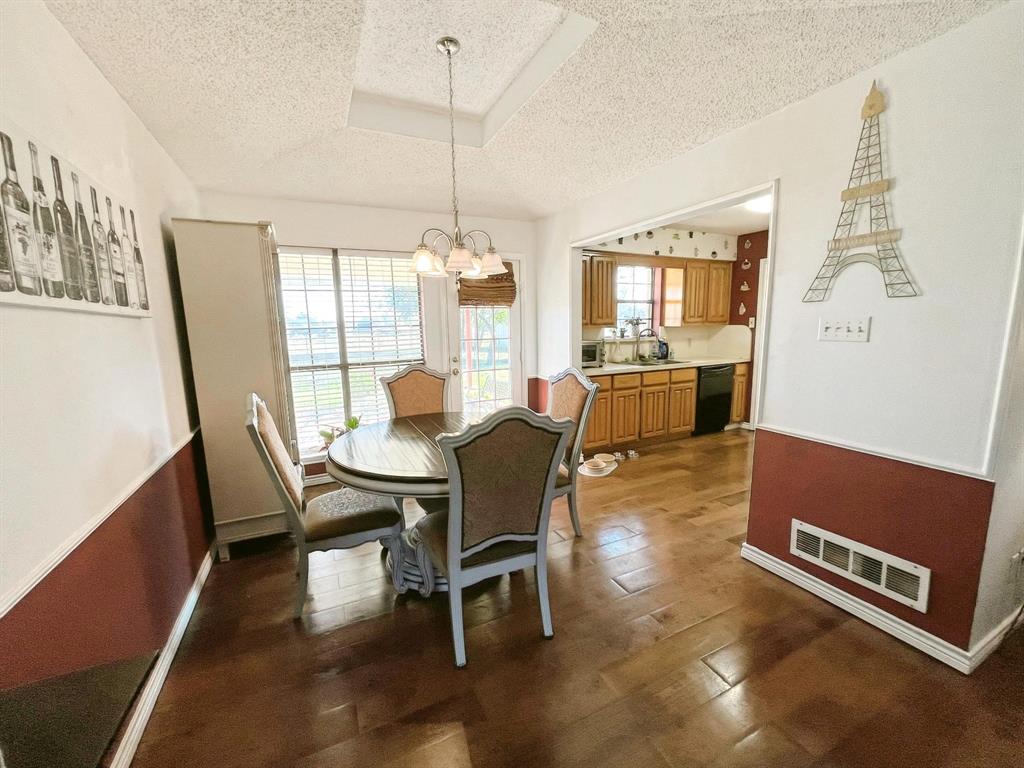 Country Creek Estates - Residential