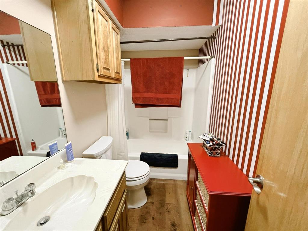 Country Creek Estates - Residential