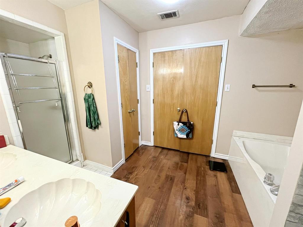 Country Creek Estates - Residential