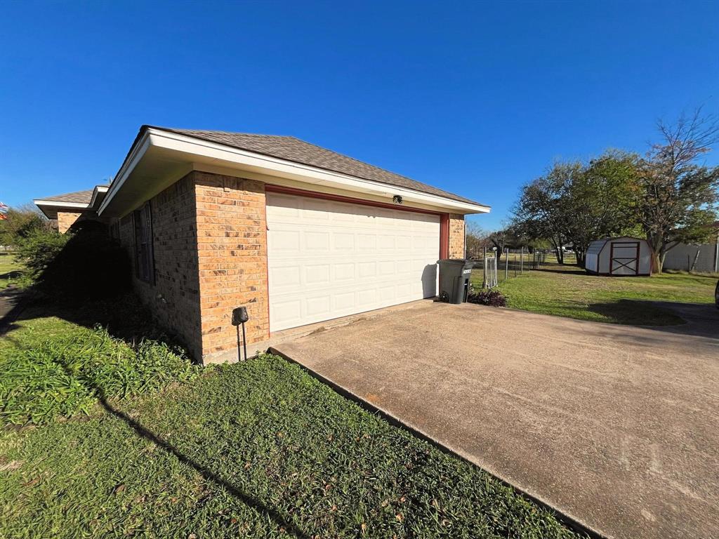 Country Creek Estates - Residential