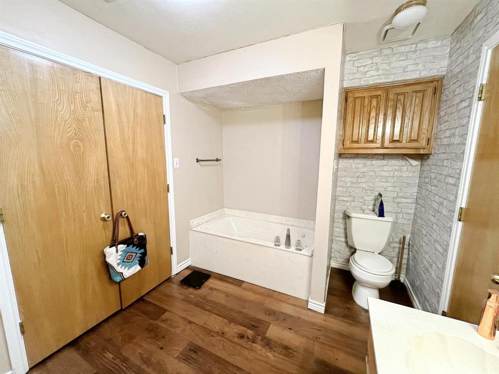 Country Creek Estates - Residential