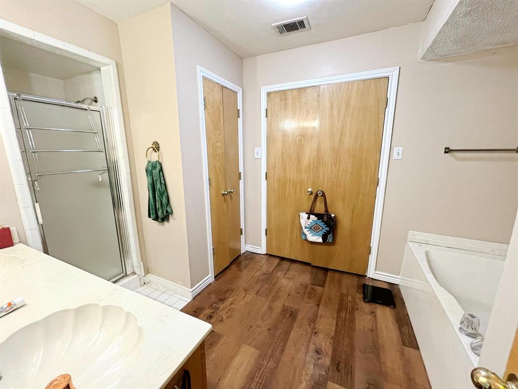 Country Creek Estates - Residential