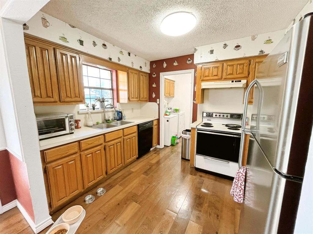 Country Creek Estates - Residential