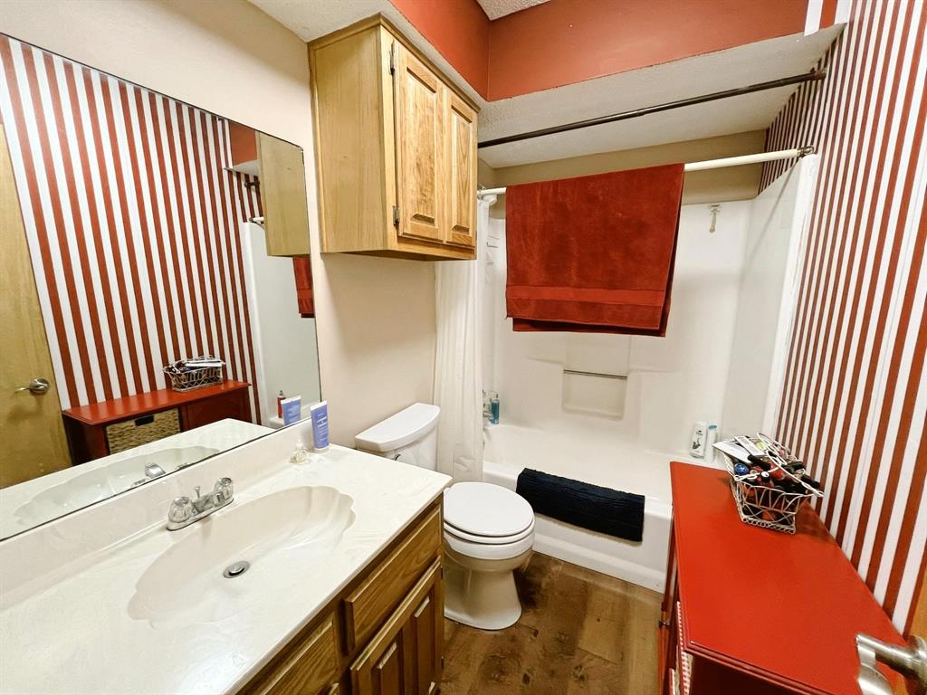 Country Creek Estates - Residential