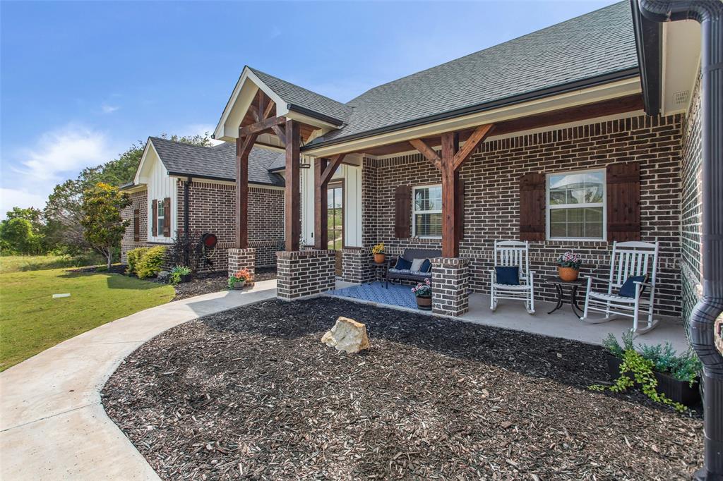 1064 Eagles Bluff Drive