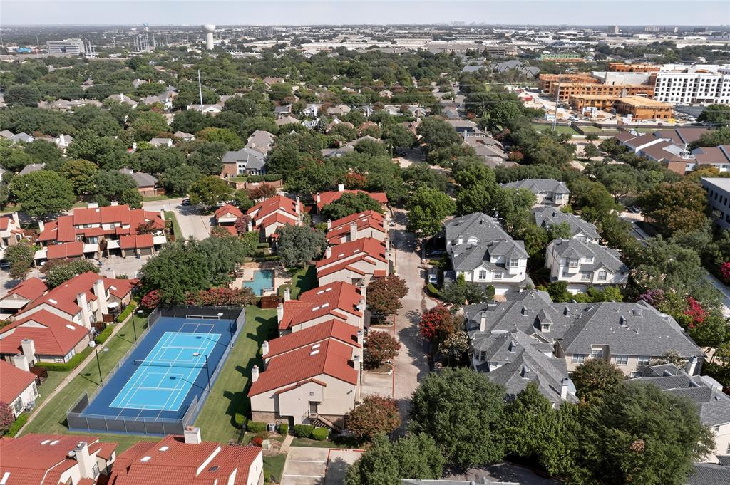 La Mirada Condo - Residential