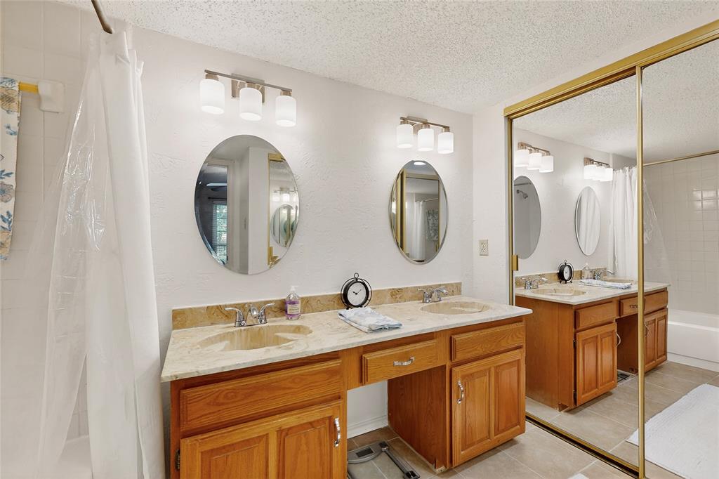 La Mirada Condo - Residential