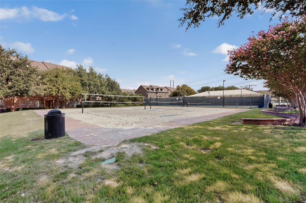 La Mirada Condo - Residential