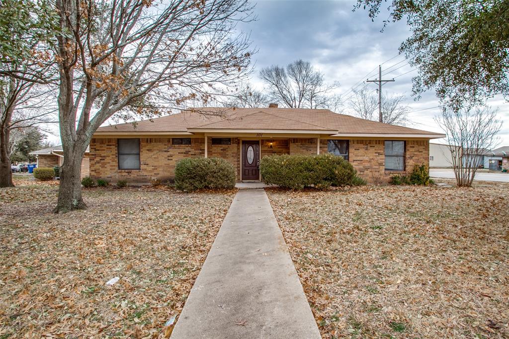 Photo of 101 Teakwood Drive, Princeton, TX 75407 (MLS # 21268417)
