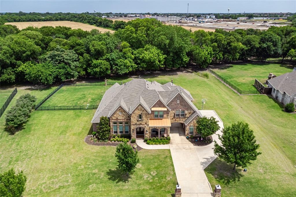 1615 Sara Cove
