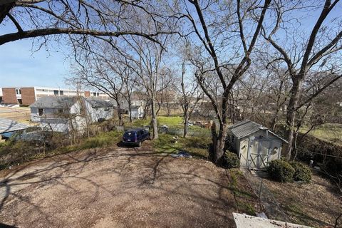 406 S Bryan Belt Line Mesquite TX 75149