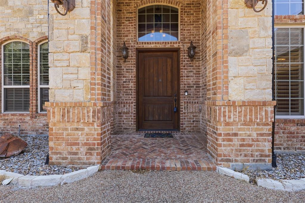 2606 Waters Edge Drive