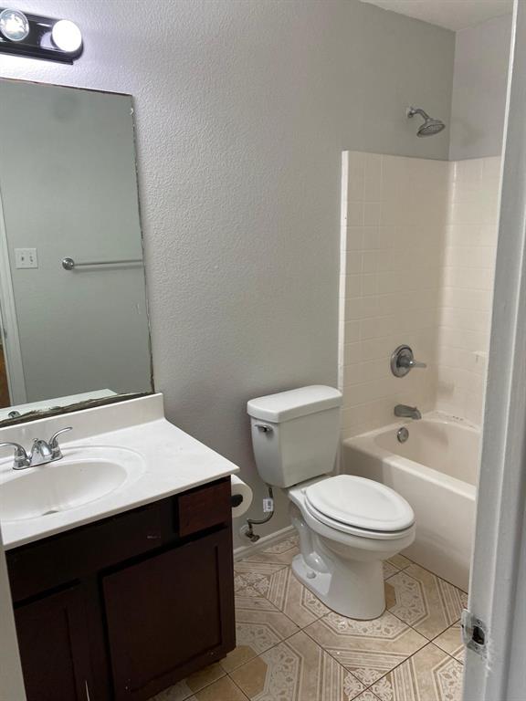 Skyline Ph 01 Comm Unit Dev - Residential Lease