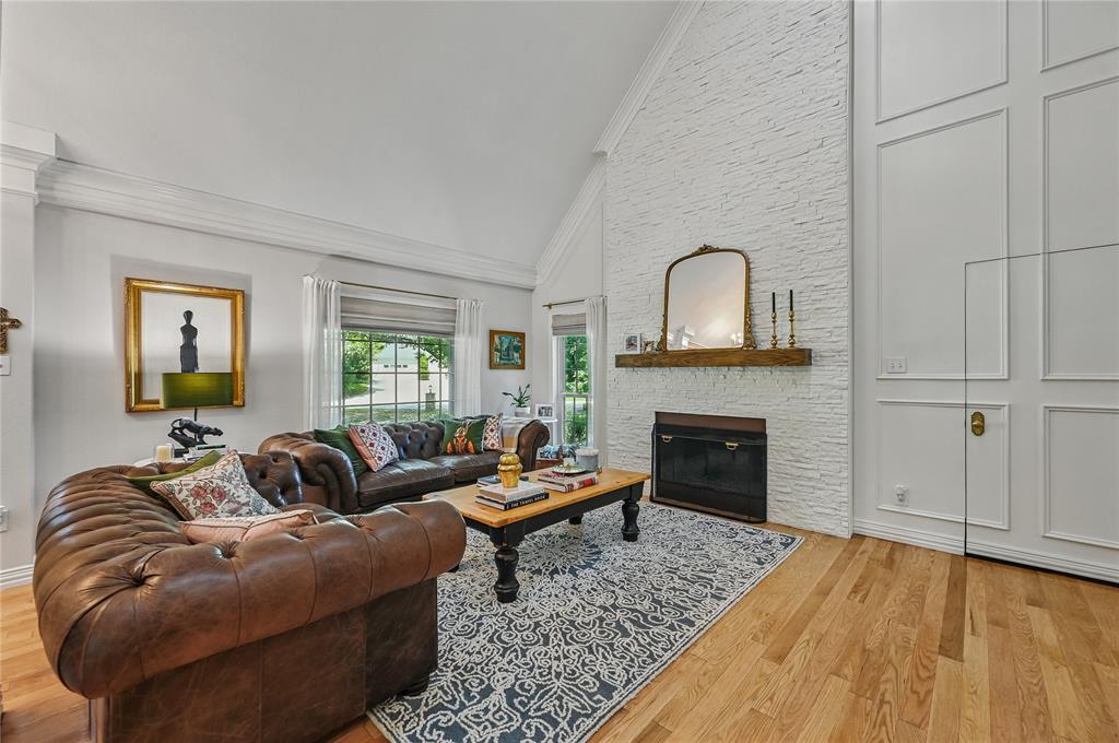 153 Meadowcreek Road