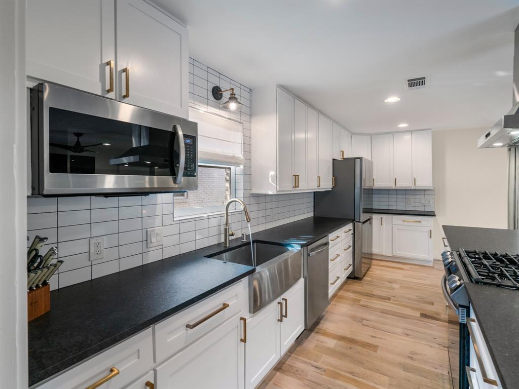 Casa Linda Forest - Residential