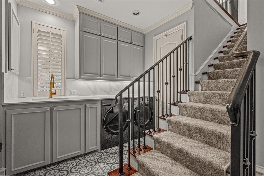 Kirkwood Hollow - Residential