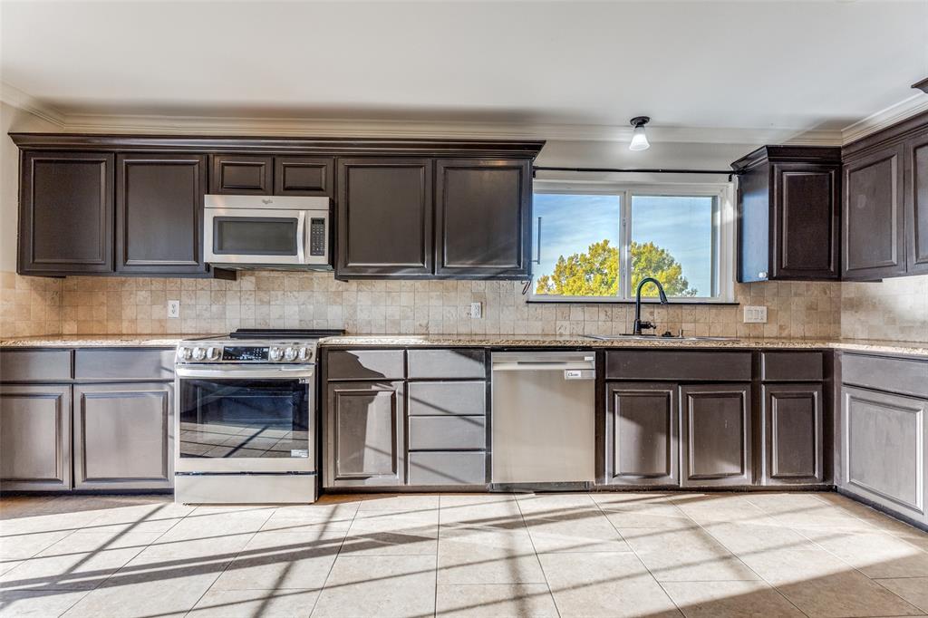 Lake Country Estates Add - Residential