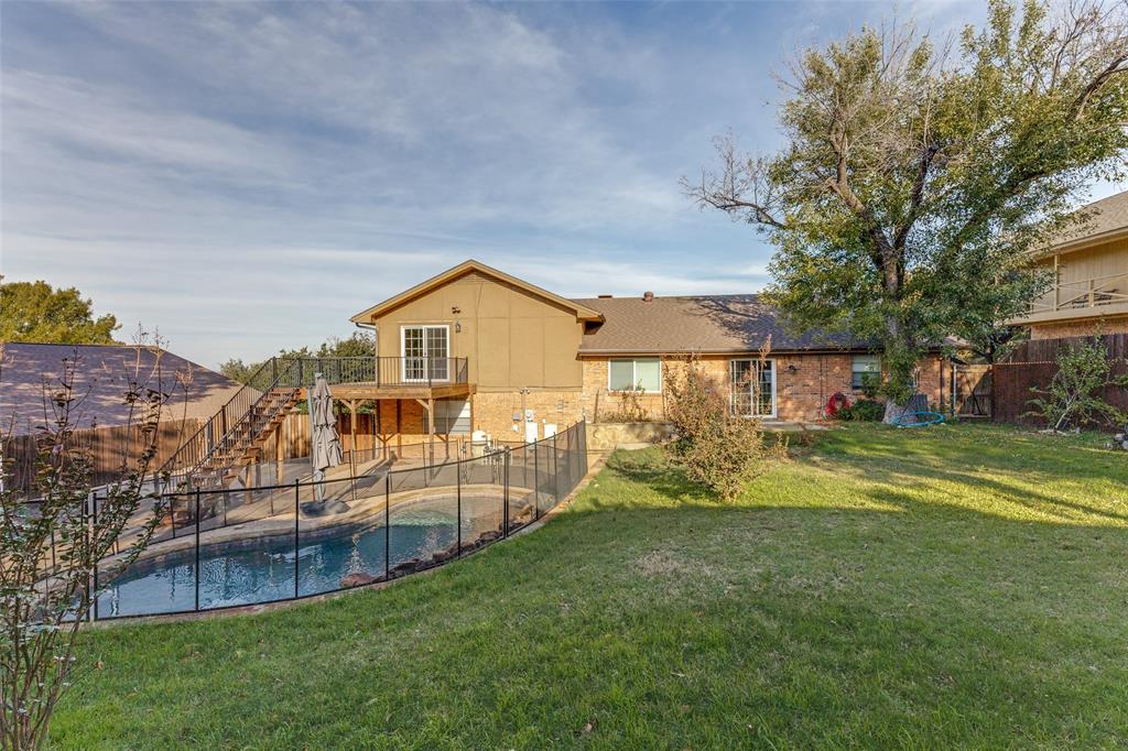 Lake Country Estates Add - Residential