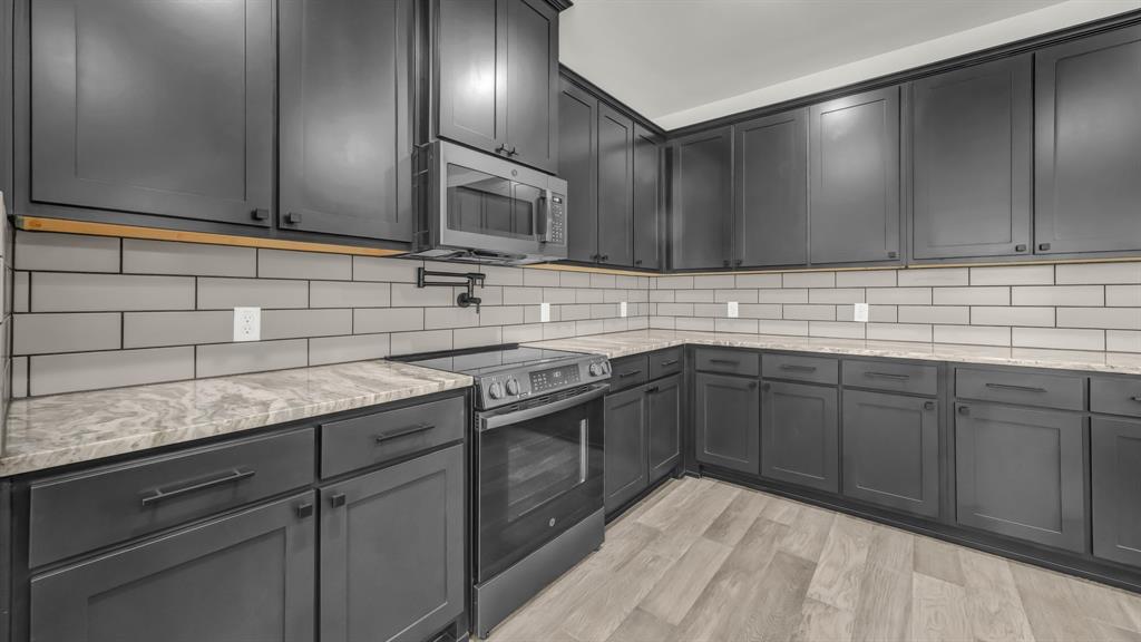 Sedona Creek - Residential