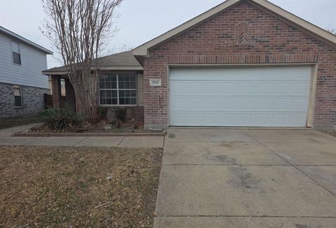 2021 Lake Trail Drive Heartland TX 75126