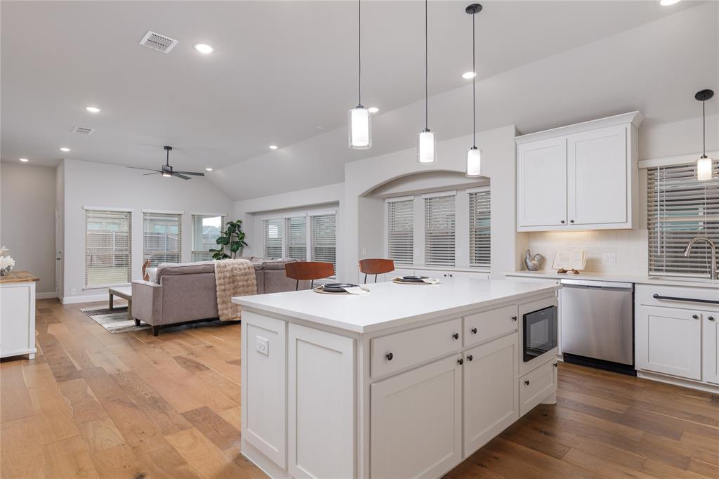 3260 Southampton Drive