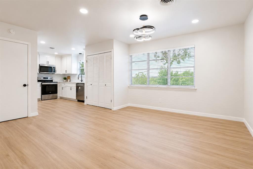 Singing Hills - Residential