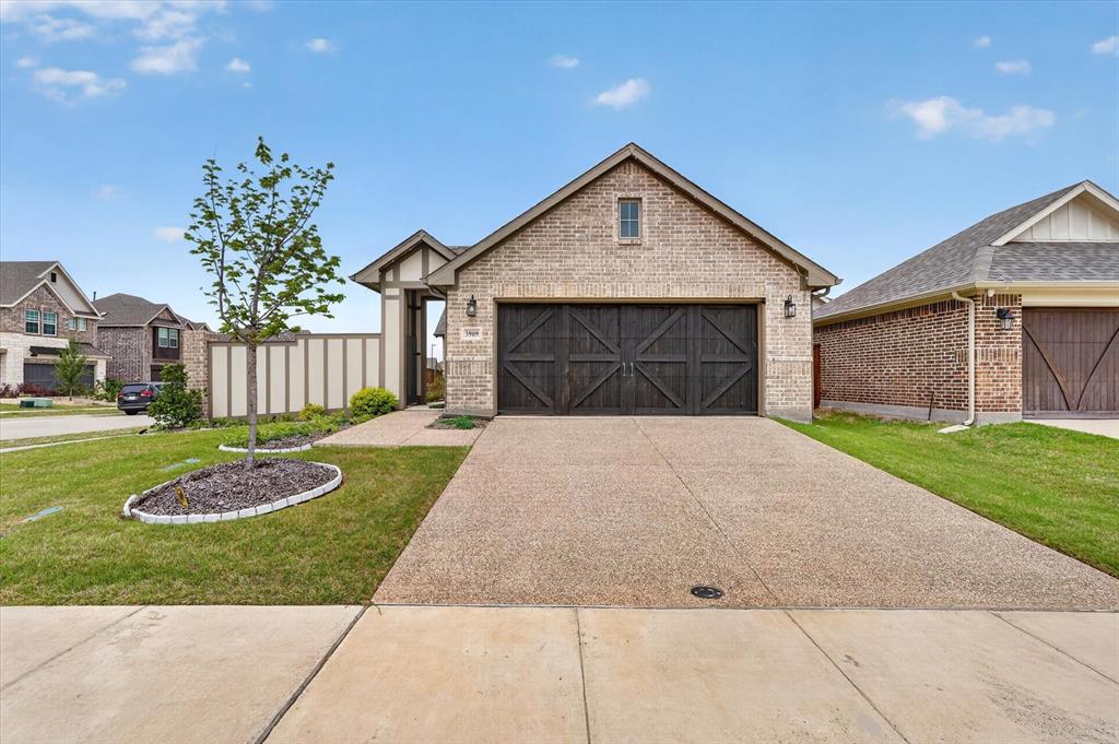 3909 Rain Lily Bend