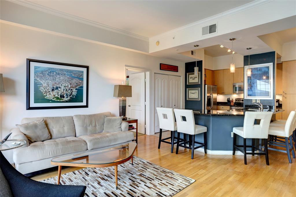 Renaissance On Turtle Creek Condo - Residential