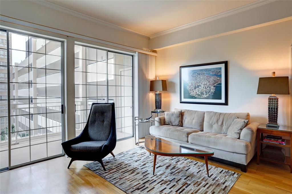 Renaissance On Turtle Creek Condo - Residential