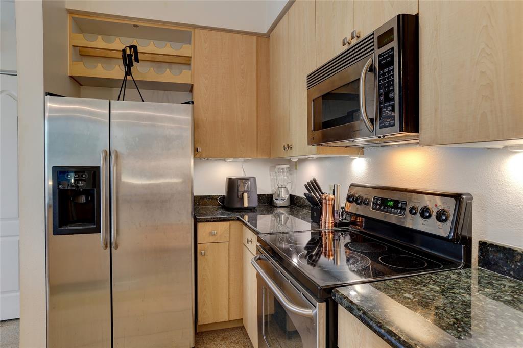Renaissance On Turtle Creek Condo - Residential